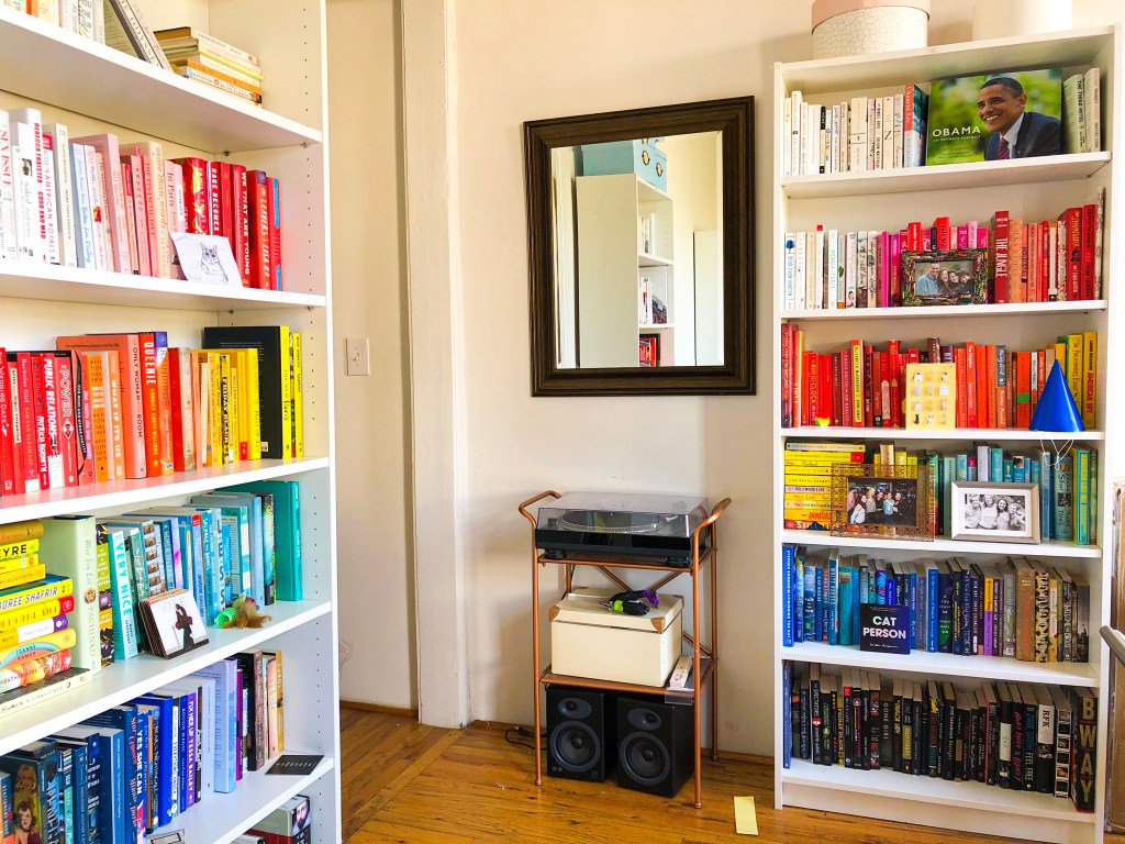 I’m Booked: tips and tricks to decorate your home with books!
