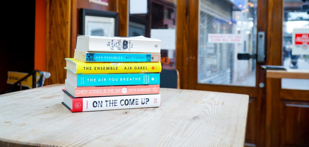 6 Books to Read if You Can’t Get Enough of the&nbsp;Grammys